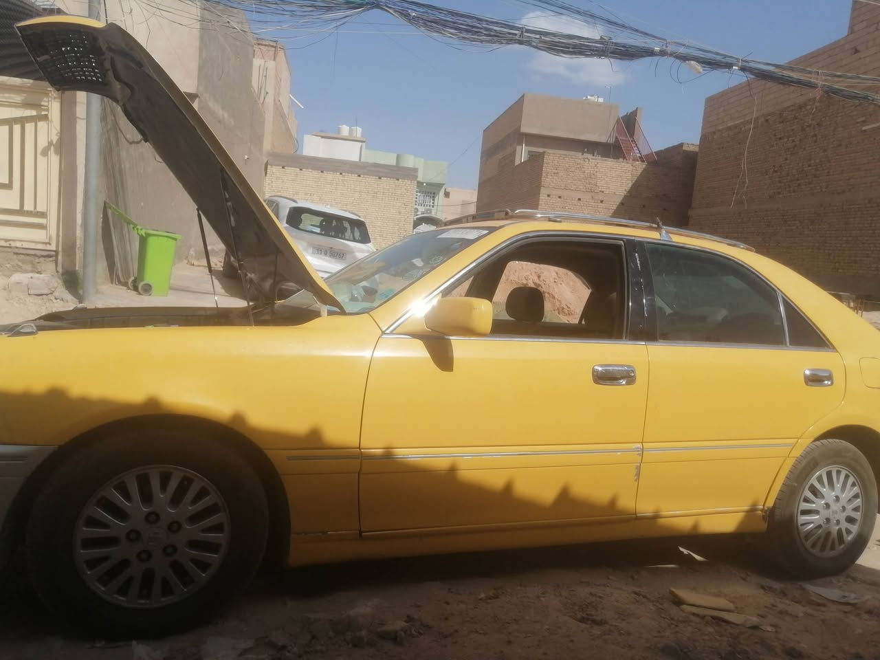سلام عليكم ملكة للبيع مديل 2002رقم كركوك ت*********** اني مكلف بلنشر
