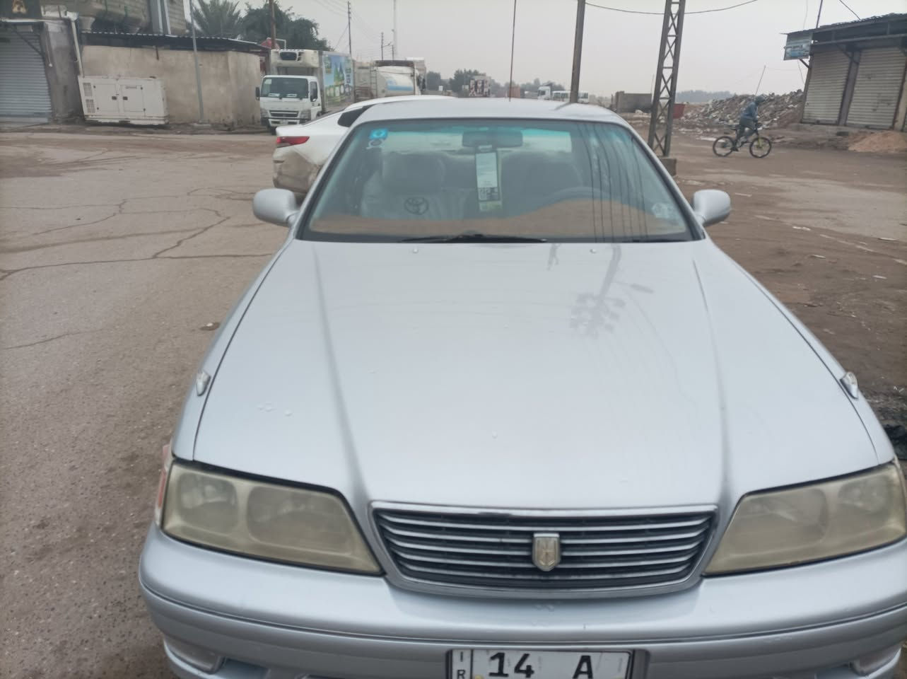 السلام عليكم ورحمه الله وبركاته 
سياره مارك شاهينه مديل 97 مكفوله كفاله عامه من كص ونقل وضربه كير ومكينه ستوه شادهن ونجي. 6  وضفيره وعقل   ومشط وباور  ستيرن  كهربائيات كلها شغاله  تبريد ثلج  رقم بصره سنويه لل31 باسمي  المكان البصره خور الزبير هاتف *********** سعر 85 وبيها مجال
