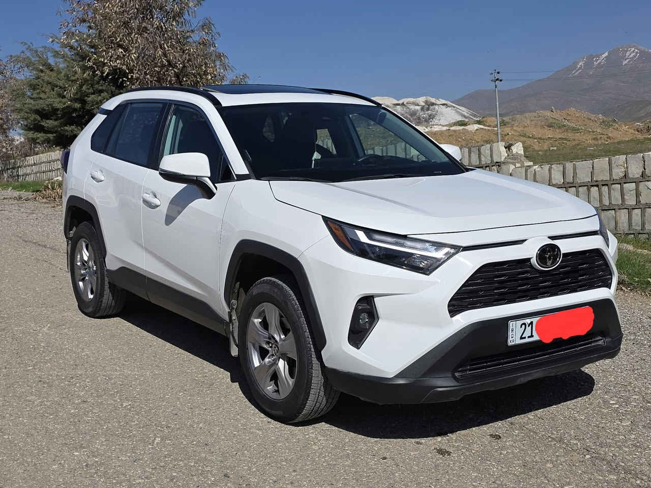 تویوتا راف 4
موەسەفات  XLE
مۆدیل 2023
ماوەی رۆشتن (26 )میل
 سلاید  و بەسمە و دەبڵ ئەکسل کوشن گەرم پشت و پێش کەپس  و سێ لای ڕادار ڕاداری پێش و ئاوێنەکان  دەعمێکی زۆر زۆر خەفیفی هەیە  بێ ناو بێ شانسی ئێڕباگ شان سیستەم هەمو شتێکی لۆک و بیلاد لەسەر دەقی شەریکە ماوەتەوە بە نسبەت سەیارەکە هی دەستی خۆمە ق هی مەعرەز نییە گێڕ و مەکینە بەشەرت 
***********
ژمارە شانسی
چاملغی پێشەوە لای سەیاق و بستێک دەرگا بۆیاخە

2t3p1rfv4pw333830
