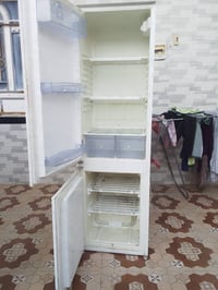 شلاجه البيع فوك ثلاجه وجوه مجمده شرط شغل شراي يتصل 07734611361