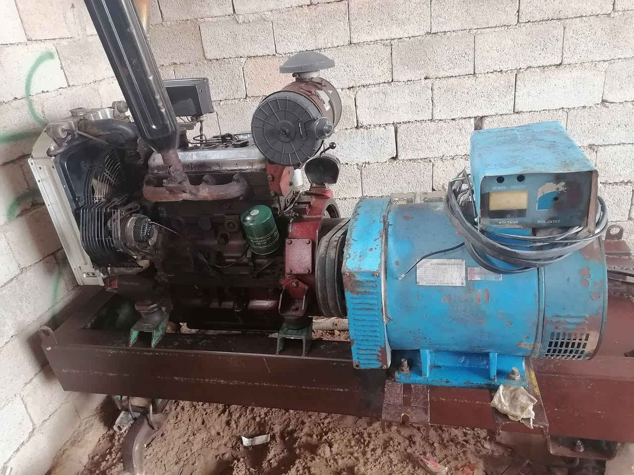 السلام عليكم محرك للبيع افيكو توليد 50 كيفي لتواصل اتصل ع ارقم ***********
