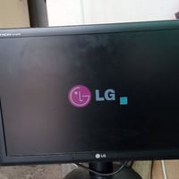 تلفزيون كمبيوتر • شاشة كاميرا • رانية السليمانية