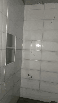 سلام عليكم خلفه سرميك مصري درجة اول جميع انواع السرميك مرمر وكاشي رقم الواتس ***********
