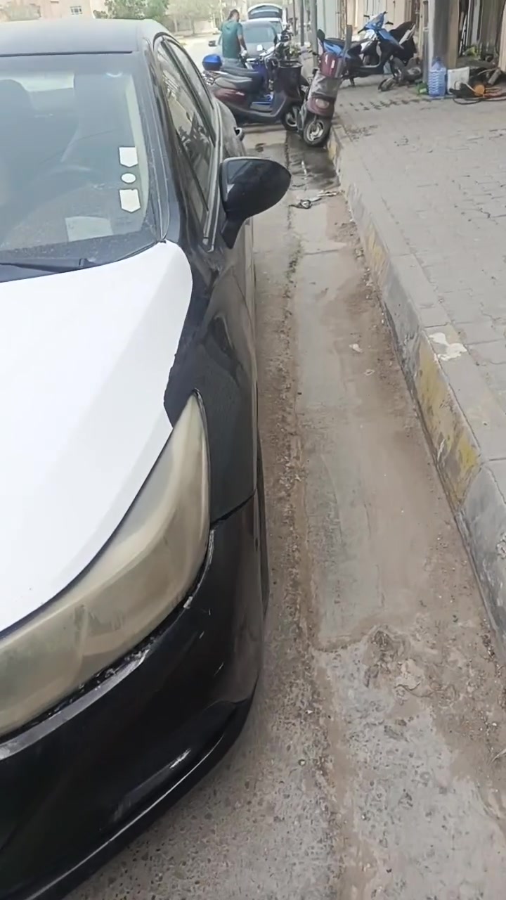 سلام عليكم سياره كروز موديل 16مكانها كربلاء المقدسة للبيع اومراوس سايبه طيبه حسب القناعه وهذه رقمي وبل خدمه***********
