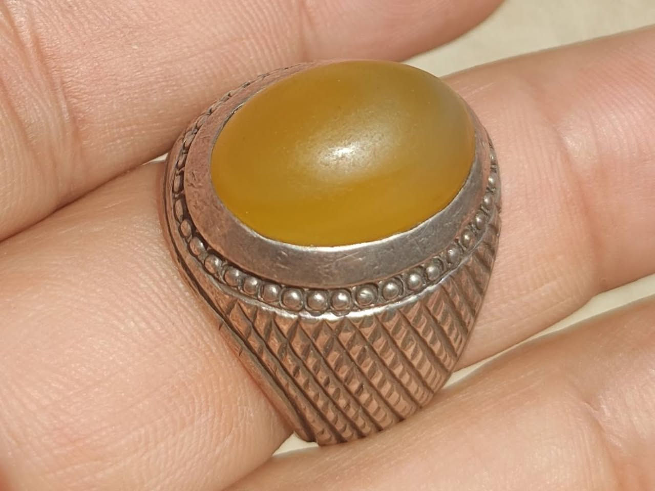 اليماني الاصفر الجراخة القديمة للبيع ***********
