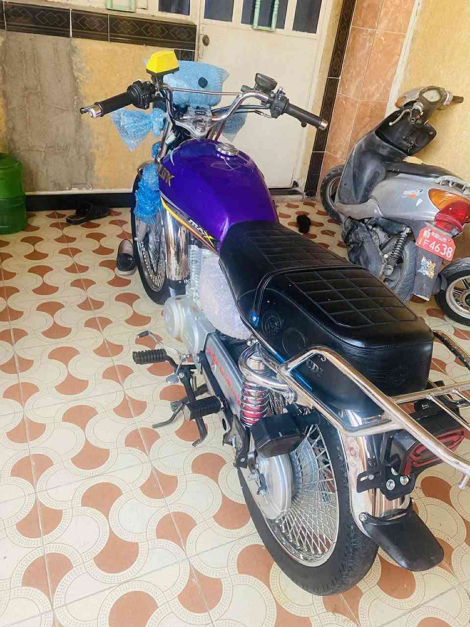 تايكر 24 كامل +5نمر
سعر ٦٠٠ بي مجال
بكاني خالص سنديه 
رقمي ***********
