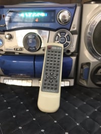 مسجل جوسونيك كاسيت تيب +CD+ راديو  شغال وعلى الفحص مشتريه قبل ٢٢سنه وض...