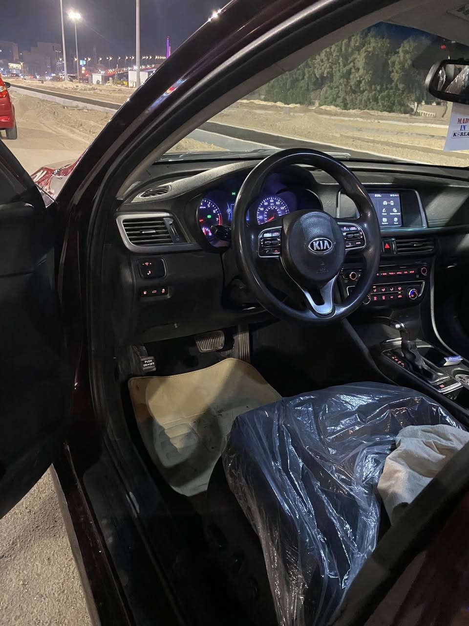 كيه اوبتيمه 2017 امريكي بيهه ربع بنيد وباب السايق كلير بدون ضربه وبدون دواخل وبدون ايرباك مكينه كير تبريد كفاله رقم اربيل بسم شركه تحويل وكاله السياره جديده احله من الصور مكان السياره البصره تنومه السعر ١٢٠ رقم ***********
