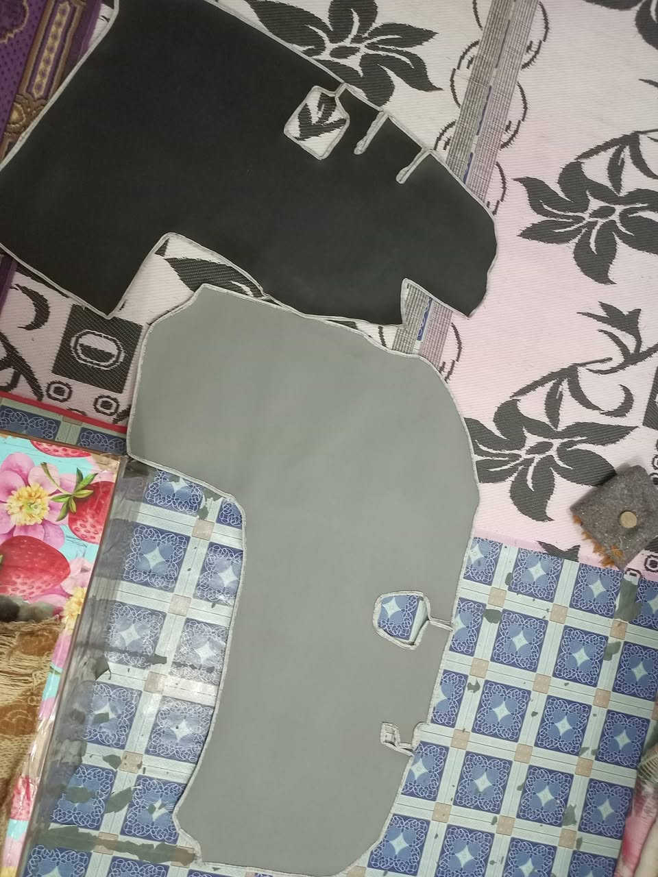 يتوفر ارضيات حاصدات زراعية نوع بطه وعظم
للاستفسار التواصل على الرقم
***********
