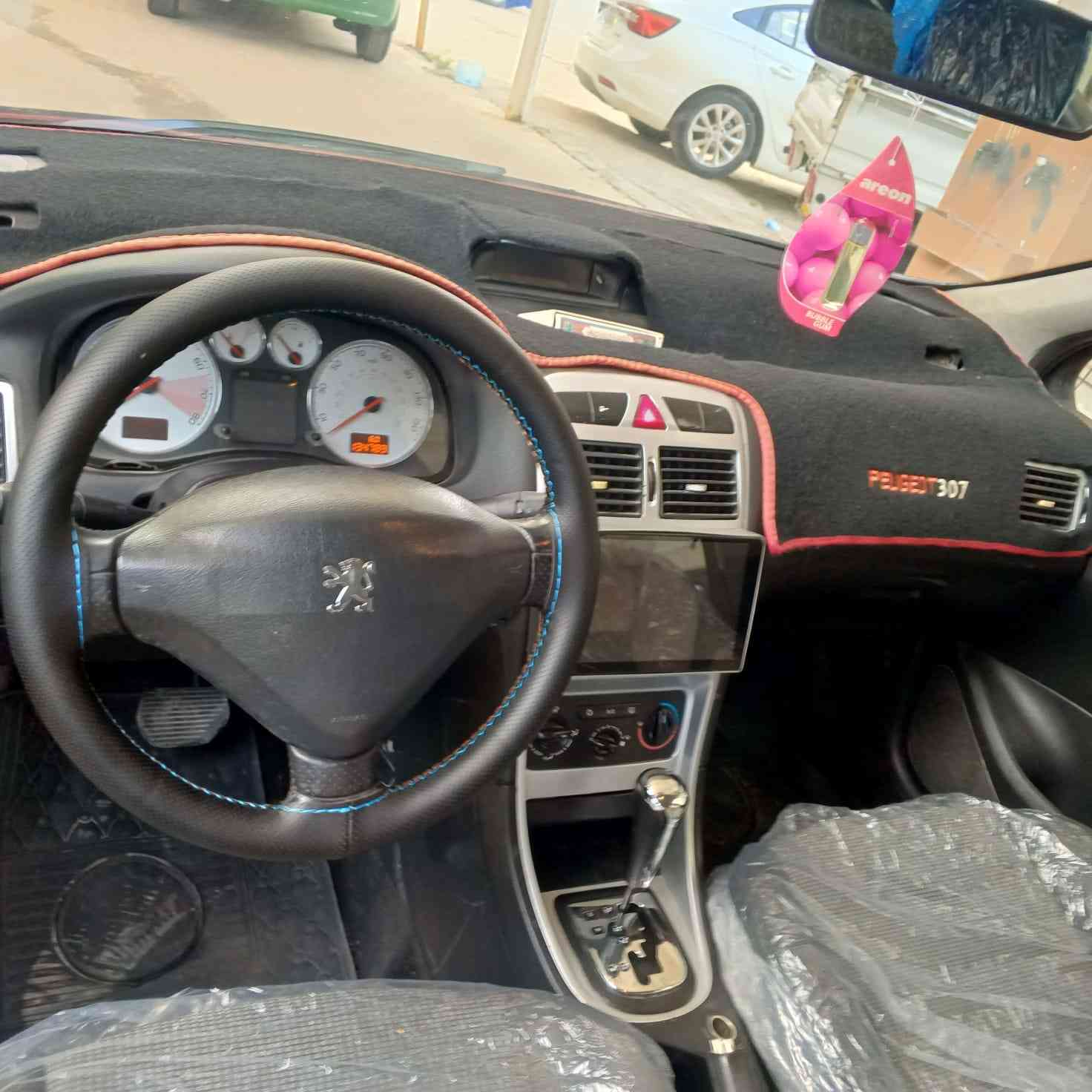 بيجو ٣٠٧موديل ٢٠٠٦ سياره جاهزه محرك وكير وحداديه تبريد رقم بغداد سنويه جديده مشروع وطني ٢٠٣٠ رقم دولي مكانه بكركوك *********** سعر ٥٣ورقه بيه مجال للطيبين
