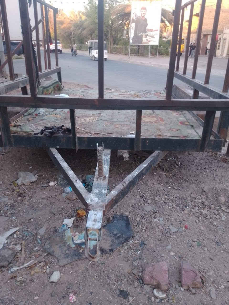 عربانه مقطوره اصليه وليست عمل دبلات ورك عرض ٣ وطول ٣ونص مكانه الشعله كامله جنكل واطلع تحمل غراض هواي س مليون وبي مجال ت***********
