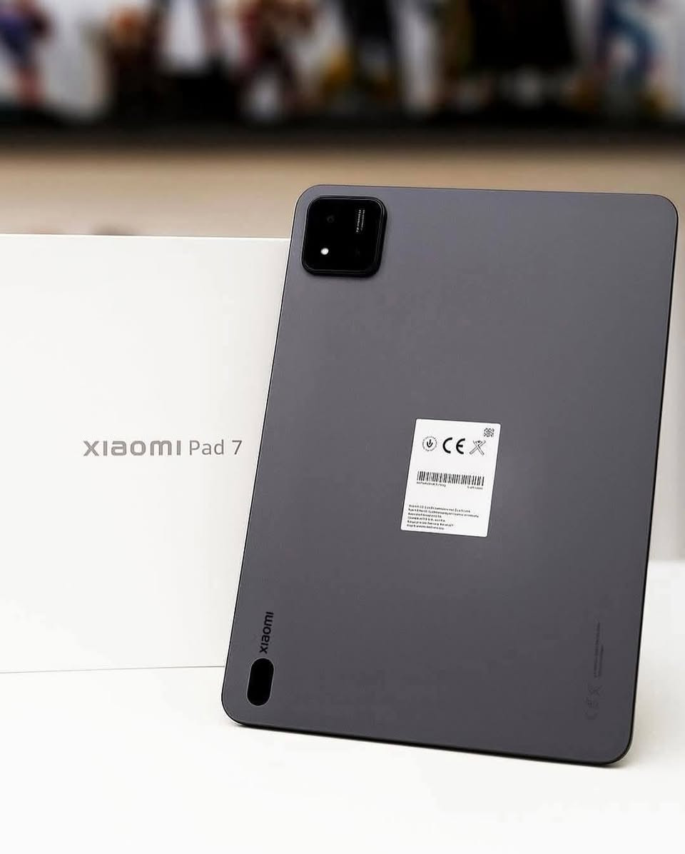 شاومي باد 7 كلش نضيف كامل ملحقات سعره 350 او مراوس ب تلفون 🌹
***********  ديالى منصورية الشط
