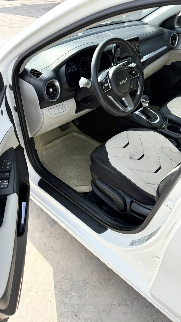 للبيع او مراوس كيا سيراتو خليجي
موديل 2024
 حجم المحرك 2000
 ماشيه 30 الف 
موصفات نص فول ( فول تحكم استرين -تبريد خلفي- داخل بيجي-دبل لد امامي- ويل كب-حساس خلفي)
 رقم اربيل بأسم كردي وكاله او تحويل
 السياره مكفوله عام 
 مكانها واسط الزبيديه
 ***********
