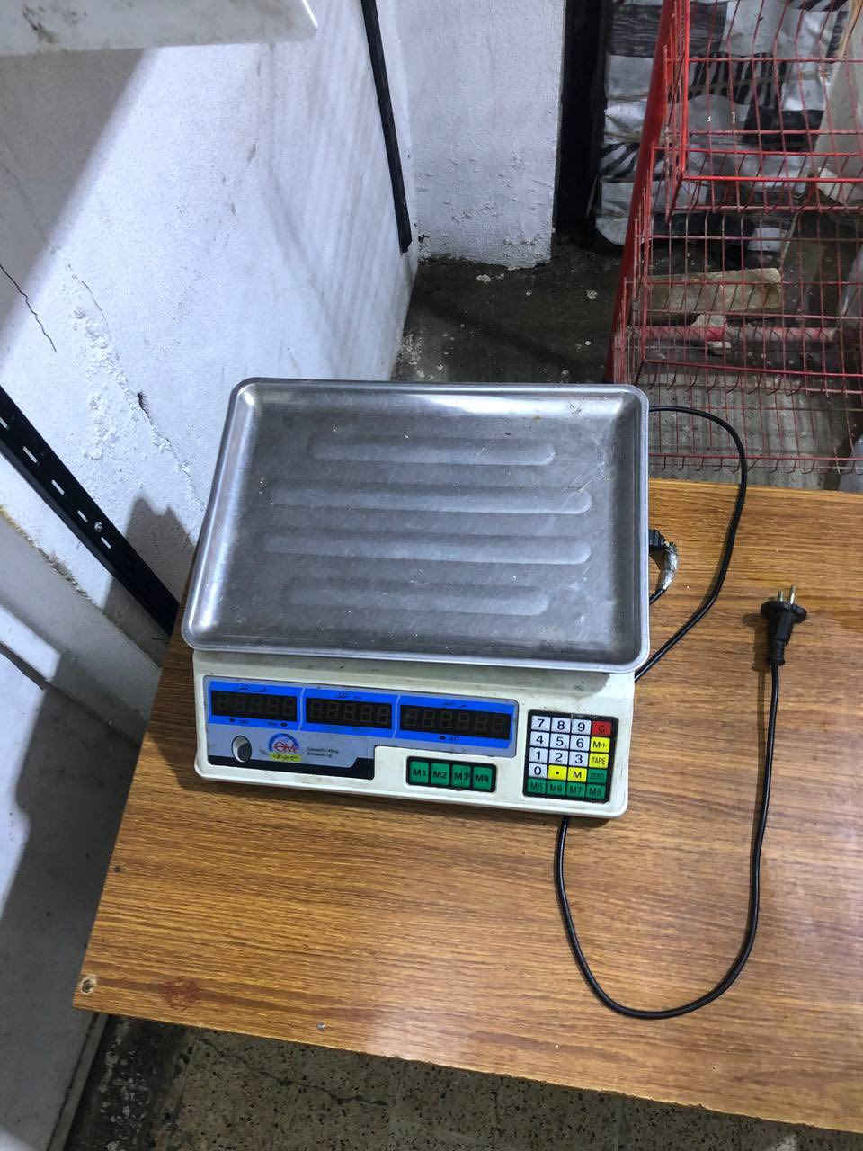 اغراض محل كامله
اغراض محل كامله
ثلاجتين الخضره ب ١٧٥الف
البرتقاليه ٢٠٠
سلتين جبوسه ب ١٥الف الوحده
ميزان ب ١٥ الف شغال
مجمده ب ١٢٥ الف
رفوف عدد ٢٢ الواحد ب ٣ الاف اذا مهتم للشراء اتصل ع رقم
***********
 
‭+٩٦٤ ٧٥١ ٨٥٨ ١٦٦٤‬
