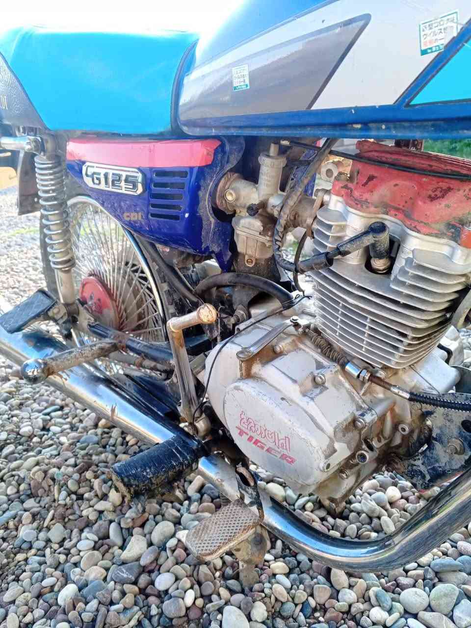 السلام عليكم تايكر للبيع او مراوس موديل 19 محرك شرط نشاط فول لا تنقيص ولاتبخير الدراجه ماناقصها شي هندر واحد بي وقت السعر 200 بي مجال شي بسيط  العنوان بيجي الحجاج  الرقم ***********
