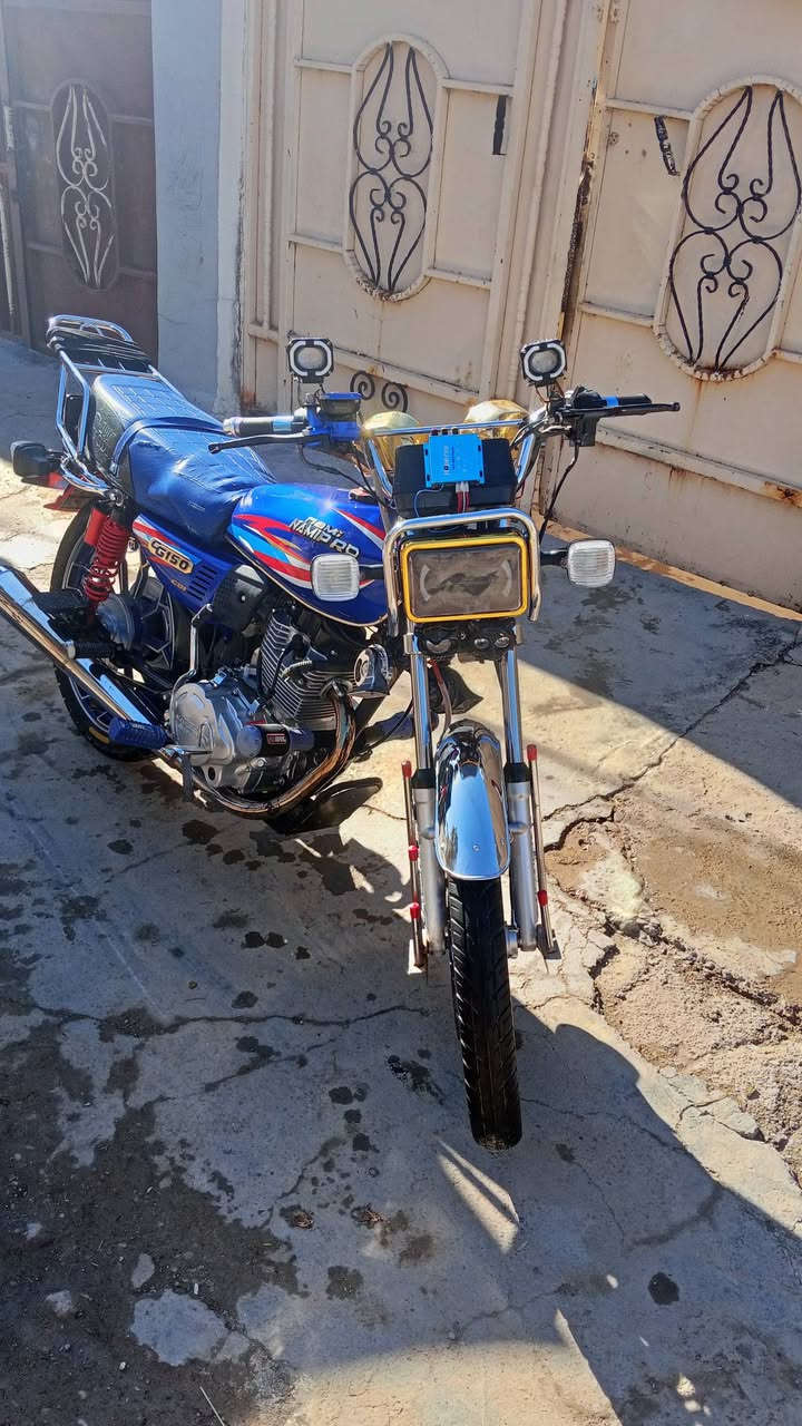 موطور 5كير 200cموديل 24اي نقص مابي سعر 700وبي مجال لل شراي اتصال على هذا الرقم ***********
