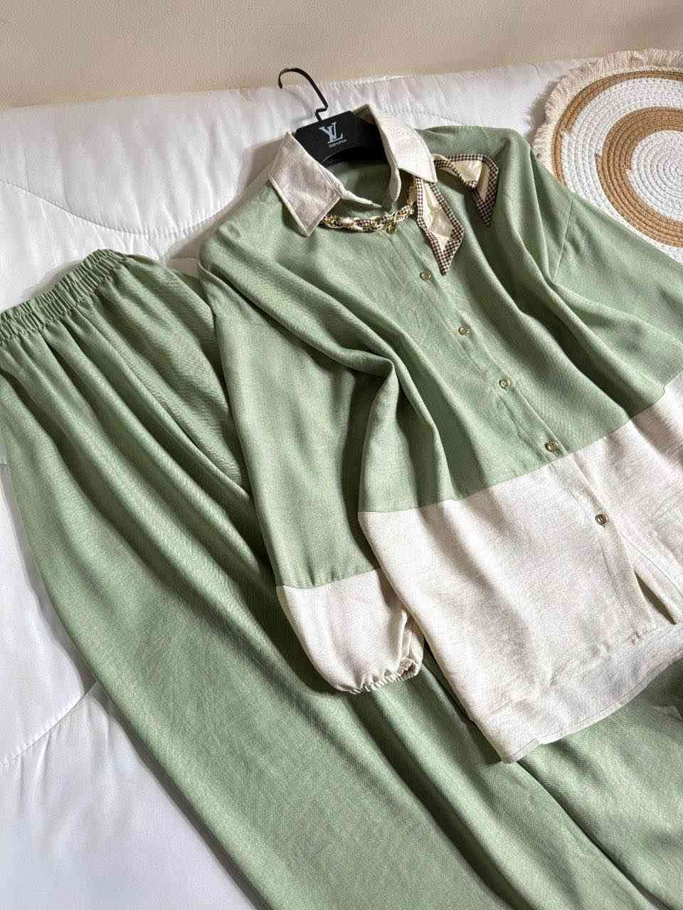 طقم قطعتين❤‍🩹
السعر عن طريق المراسلة 
خامة صوفيا صيفي
38-40-42-44-46-48 البصرة, العراق


**إذا كنت صاحب هذا الإعلان وتريد حذفه لأي سبب، رجاءا أرسل رسالة إلى الدعم الفني**