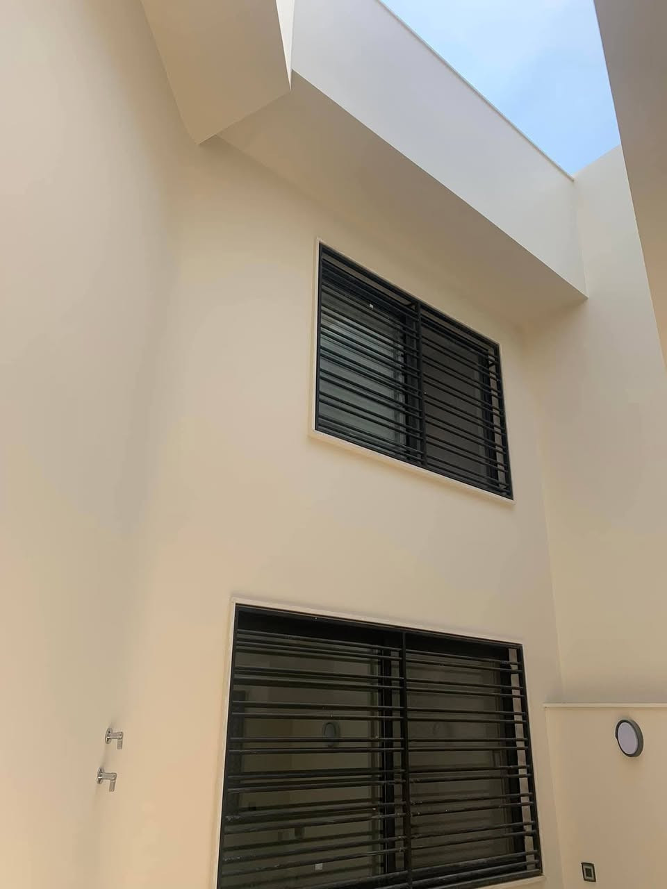 السلام عليكم
اخوكم عمر الصباغ مختص في مجال اصباغ وديكورات 
نصمم جمال مساحتك -حول افكارك إلى واقع ديكور
أصباغ - لمسات فنيه 
الاستفسار والاتصال على هذا الرقم :***********
