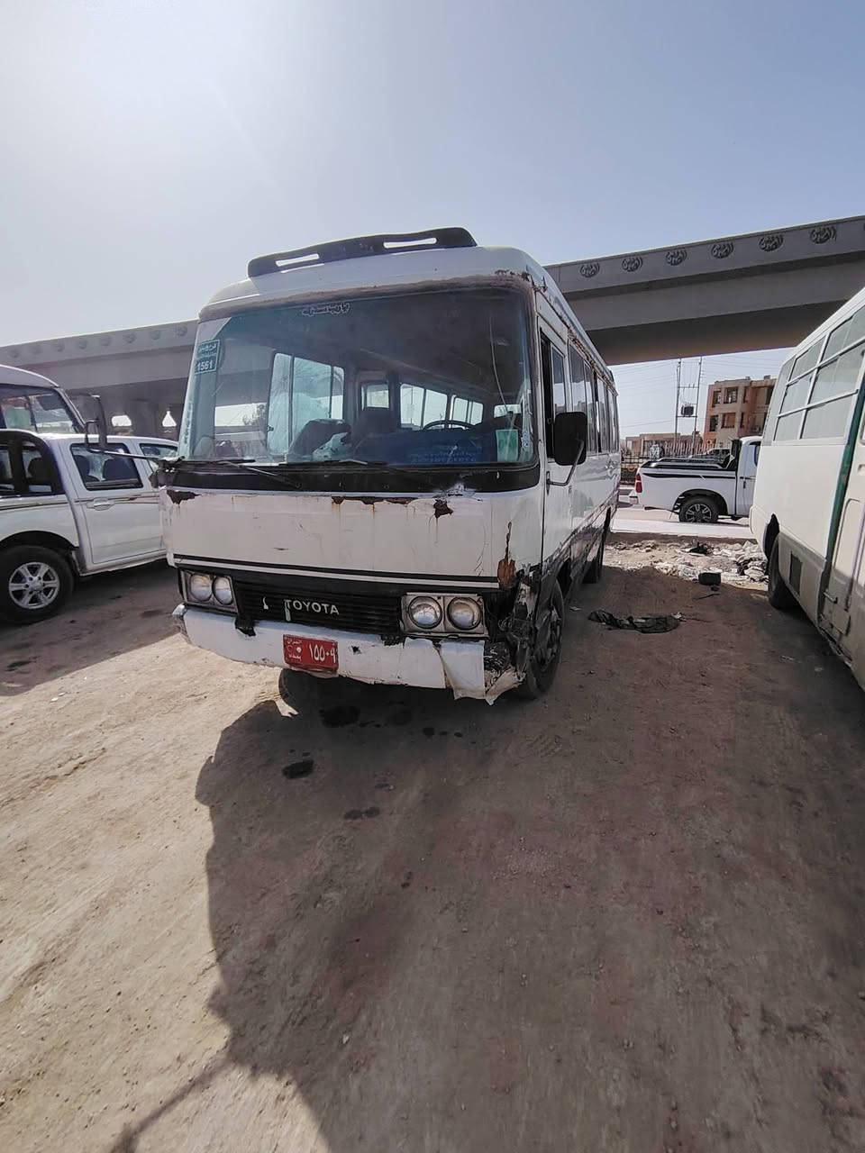 السلام عليكم كوستر عريض دسك بور مكينه كاز بنكو ثري تخم جوبلس السعر ٣ملاين مطلوبه ٥٠٠ للمرور يوكعن من السعر مكانه سماوه مصفره هيئه ***********
