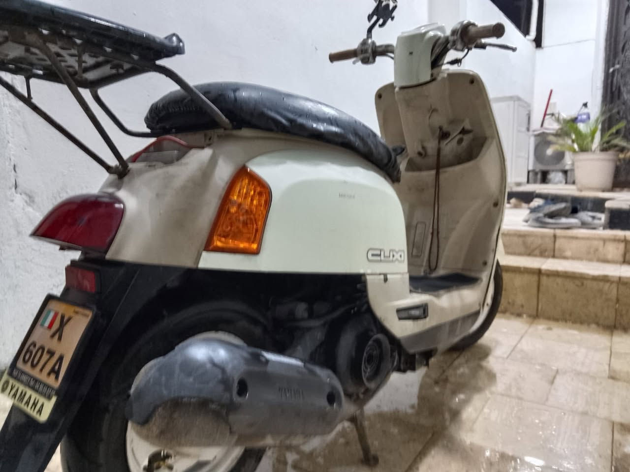 سلام عليكم. السعر 900 بيه مجال 

***********
