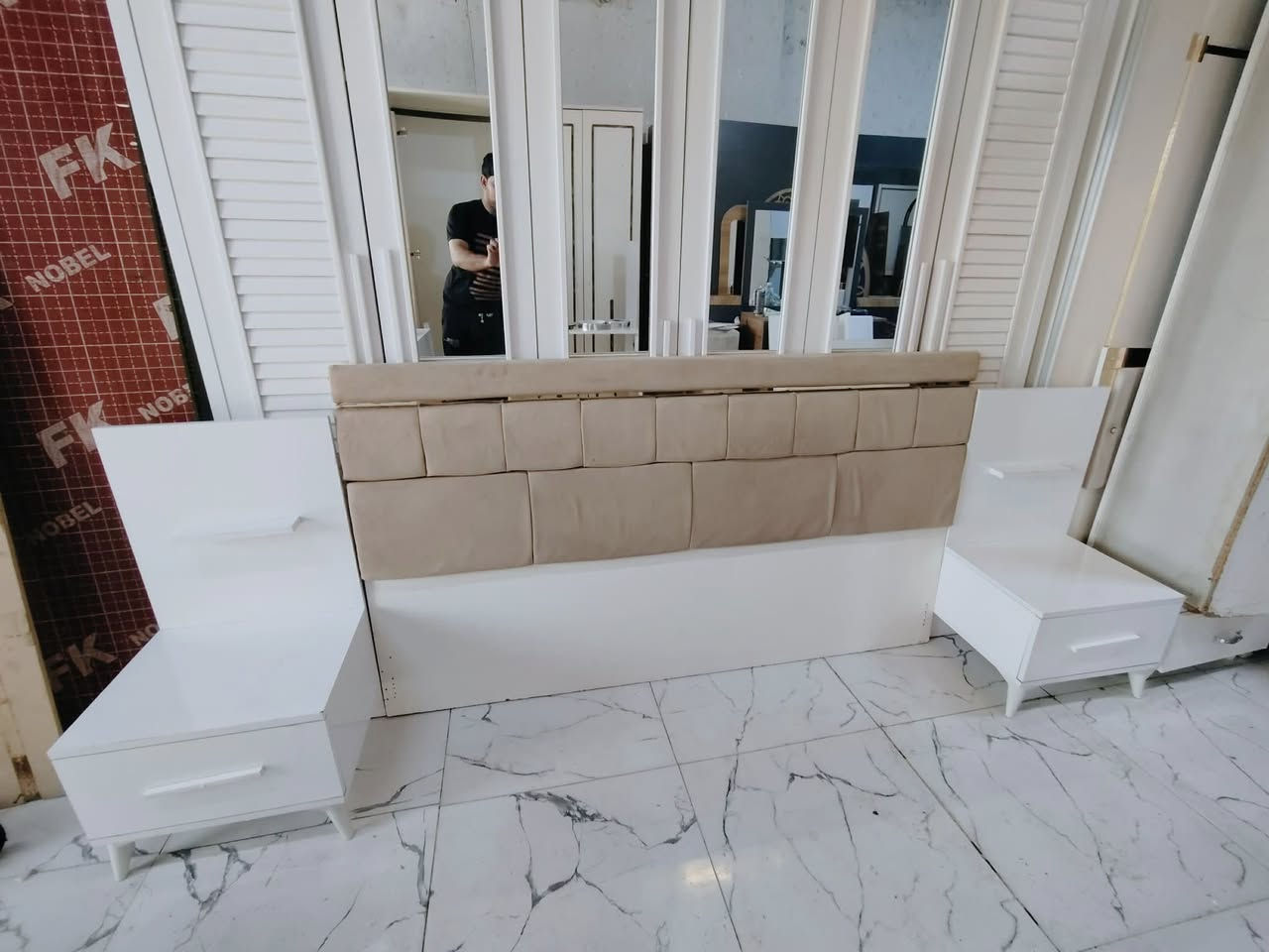 غرفة تركي نظام ابواب ❤ ✨
نظافة 95 / 100 ❤✨ 
السعر 475 مع الشد 🪛ونقل 🚙
داخل بغداد متوفر توصيل لجميع المحافظات 🇮🇶


**إذا كنت صاحب هذا الإعلان وتريد حذفه لأي سبب، رجاءا أرسل رسالة إلى الدعم الفني**