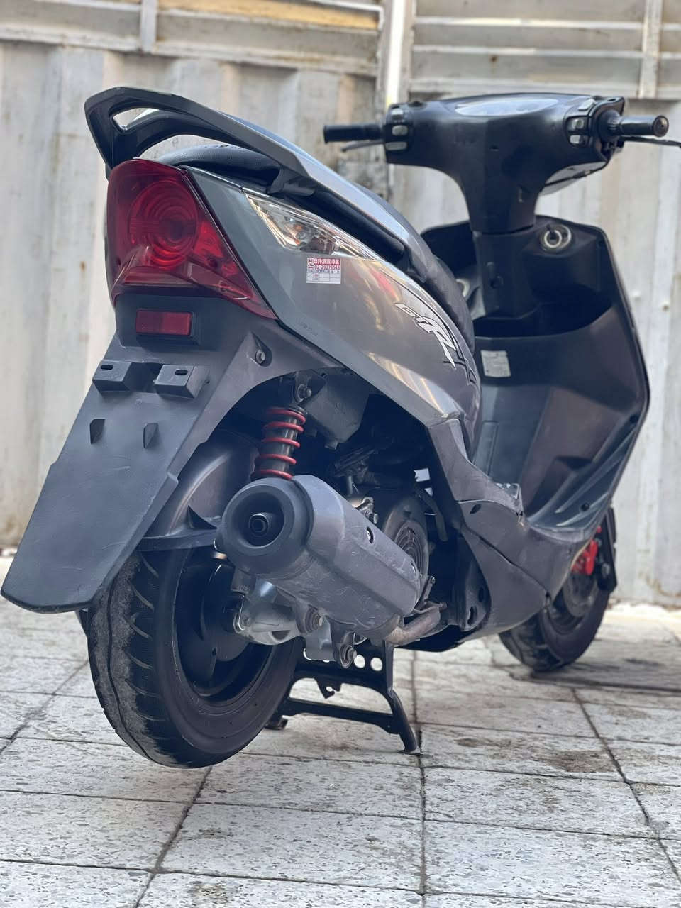 للبيع ثعلب بلاديه برغي ما مفتوح بيهه كفر بلاديه مكينه بلادي كابريتر وسلف بلادي ماشيه 16 الف كلهه شغاله السعر 750 مجالهه بسيط مكاني الشعله ***********
