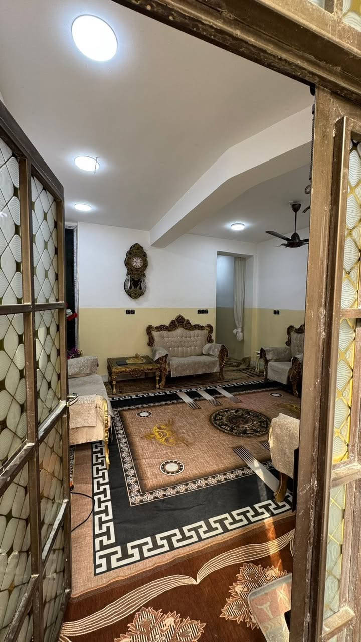 📍 فرصة عقارية مميزة – مكتب التصميم العقاري
🏡 النوع: دار سكن طابو زراعي سند 25
📐 المساحة:( 100م)5+20
العنوان بابل حي الصحه خلف المدينة المائية 
✔️ مناسب للسكن 
✔️ واجهة ممتازة وإمكانية تقسيم
✔️ منطقة مخدومة وقريبة من الشارع والخدمات
✔️ موقع 

📞 للاستفسار والمشاهدة:
***********
***********

🏢 مراجعة المكتب: مكتب التصميم العقاري
📌 العنوان: حي الصحة – مجاور جامع الهندي
