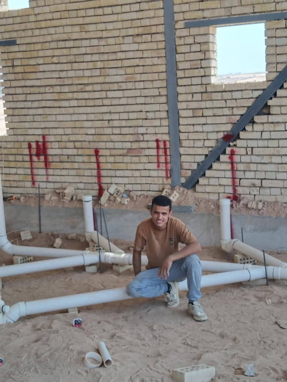 سلام عليكم اصطة ماء وة مجاري اشتغل أهالي وة حكومي شغل حديث للتواصل واتساب ***********
