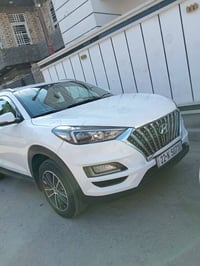 توسان للبيع موديل 2020 خليجي، سيارة جاهزة وحلوة 👍🏻 بيها بس بنيد مصبوغ ...