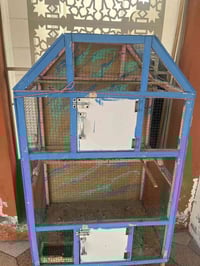 قفص خشب للبيع السعر 25 وبي مجال تكدر تراسلني مازنجر او عل رقم077195910...