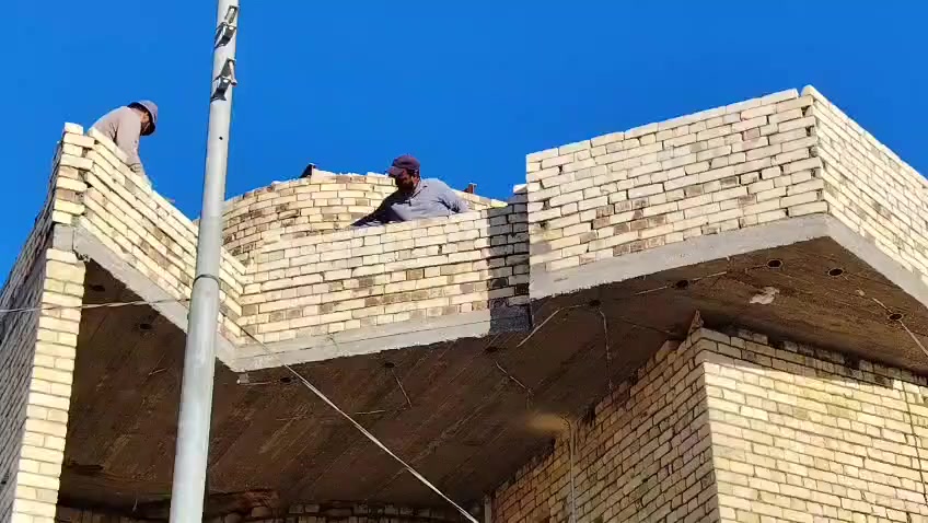 كادر بناء 2 خلفات بناء عكاده ترميم  شغل درجه اولئ والتزام بالعمل اتصال عل الارقام                  ***********
***********
