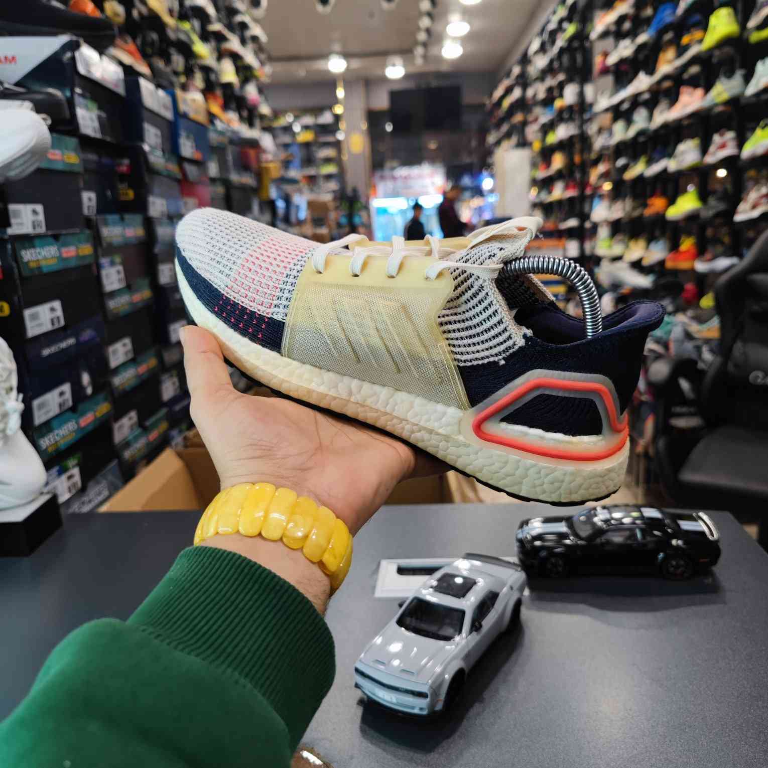 الترا بوست اخو الجديد قياس 42
أحذية  الجوكر   باله

العنوان..بغداد. الحريه. الاولى..تقاطع باتا

توصيل  موجود  لكل  مكان  في العراق

☎️☎️
***********

صفحتنه  على  تيك  توك    
https://www.tiktok.com/@10ovir?_r=1&_t=ZS-92iYKqIdQkD

رابطنا  على  فيس  بوك     https://www.facebook.com/profile.php?id=100063970060085&mibextid=ZbWKwL

https://t.me/joker_iq رابطنا على التليجرام

رابطنا على الانستجرام       https://instagram.com/joker.bala88?igshid=OGQ5ZDc2ODk2ZA==

رابط القناة  على واتس اب    https://whatsapp.com/channel/0029VaDBxzjEKyZBfbQaKj1v
