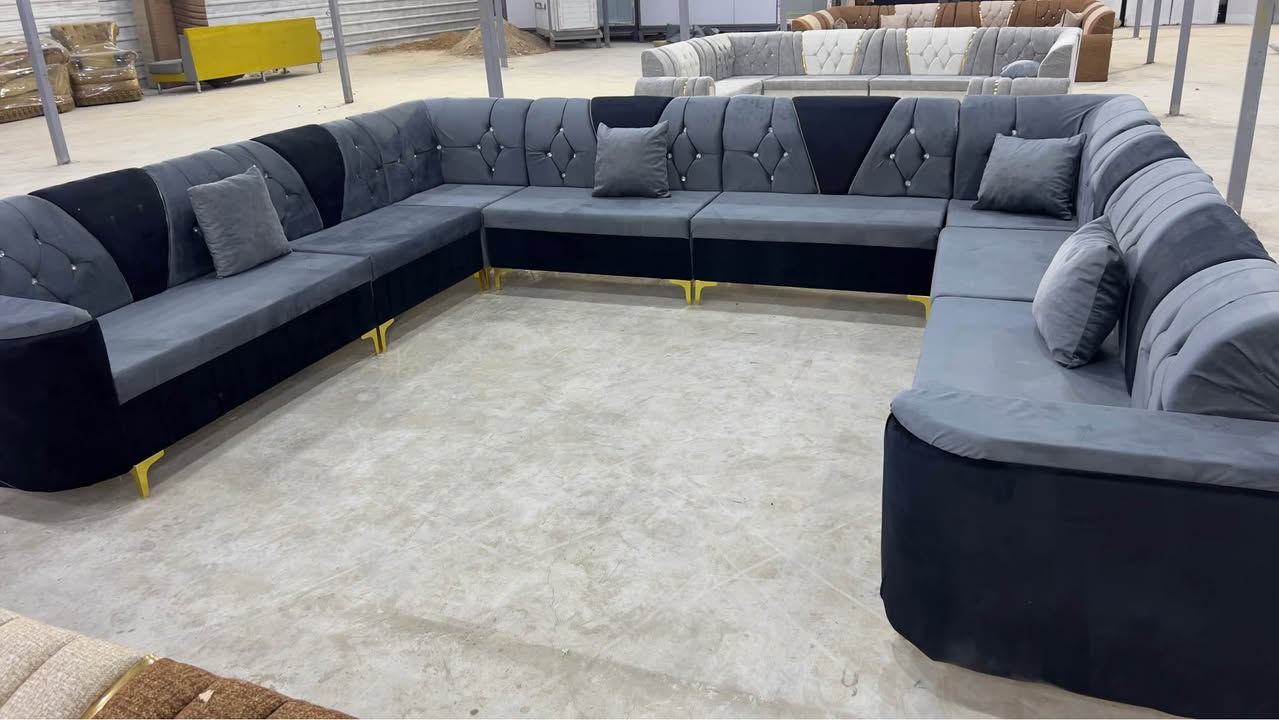 ديوان قنفات 7 متر 10 مقاعد ب350 الف 
جميع القياسات موجودة جميع الاوان موجودة 
الأقمشة 1كتان 
الأقمشة 2 قديفه 
الأقمشة 3 شامو 
للحجز *********** وتساب فقط
يوجد توصيل لجميع المحافظات الزبير, البصرة
