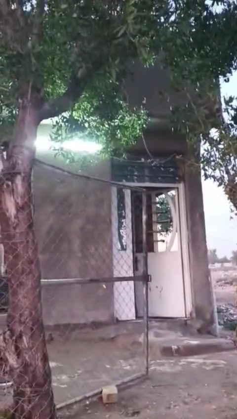 بيت وقف قادري الكاظميه البوابه شكوك للبيع رقم *********** للبيع مساحه 70 متر
