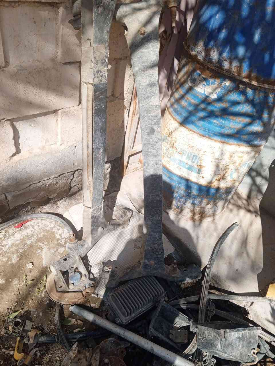 غراض ليفان حجم 620يوجد توصيل لكل محافظات العراق للاستفسار الاتصال على الرقم التالي ***********
