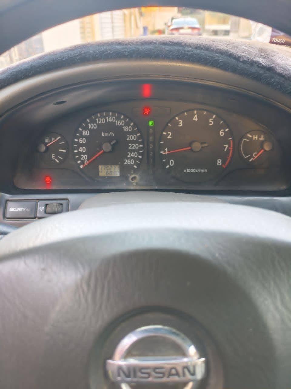 السلام عليكم 
مكسيما نيسان 2004 
محرك 3000 
6 سلندر 
تبريد ثلج +تدفئه
رقم بغداد
مكاني ديالى بأسمي 
محرك وكير مكفولات
صرفها خير من الله 
100كيلو تصرف 12 الى 12ونص لتر احساب 
شلعتها فول الفول 
السعر 65 بيها مجال 
ملاحضه:  السنوية ساقطة
*********** بي واتساب
