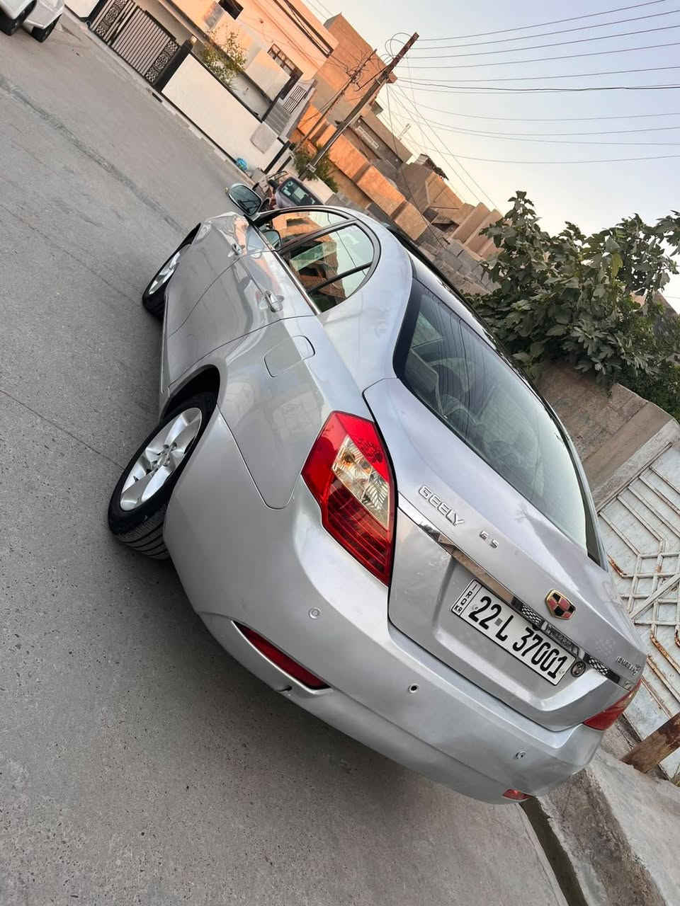 جيلي امكراند موديل٢٠١٤ 
كير محرك كامري ابو جف تبريد ثلج صبغ ٣قطع بدون دواخل سعر٤٨ وبي مجال مكان كركوك شراي خابر 
*********** سنويه جديد دفتر بنزين بي كركوك, العراق
