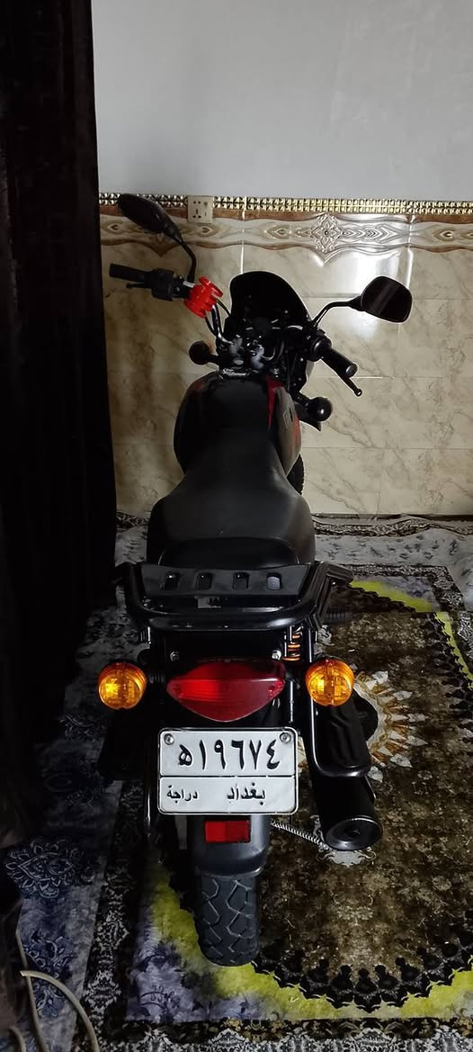 السلام عليكم للبيع بوكسر 22 نازله ب23 الدراجه نظيفه واحلى من الصور السعر مليونين و250العنوان بغداد الشعله للاتصال ***********
