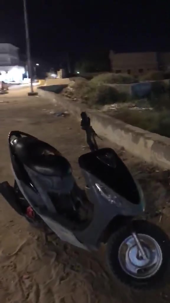 سلام عليكم ماكس قجمه كامله كفراتها محرك ناعم مفتوح ولف واحد كهربائيات كلهة شغاله سلف هندر دراجه ماناقصه كفرات ختم واحد السعر ٤٠٠ بيها مجال المكان البصره ابي الخصيب الرقم بس واتساب ***********
