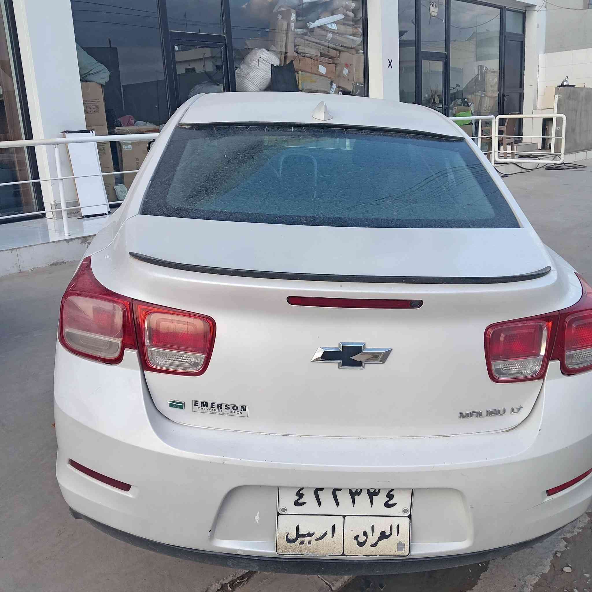 مالیبۆ 2015 یە ک پارچە  بۆیاغە  سێ پارچە بە خە  سە نە وی هه تا بیست و حە وت نوێیە بە ناوی خۆمانە    83  و مە جال  
***********
