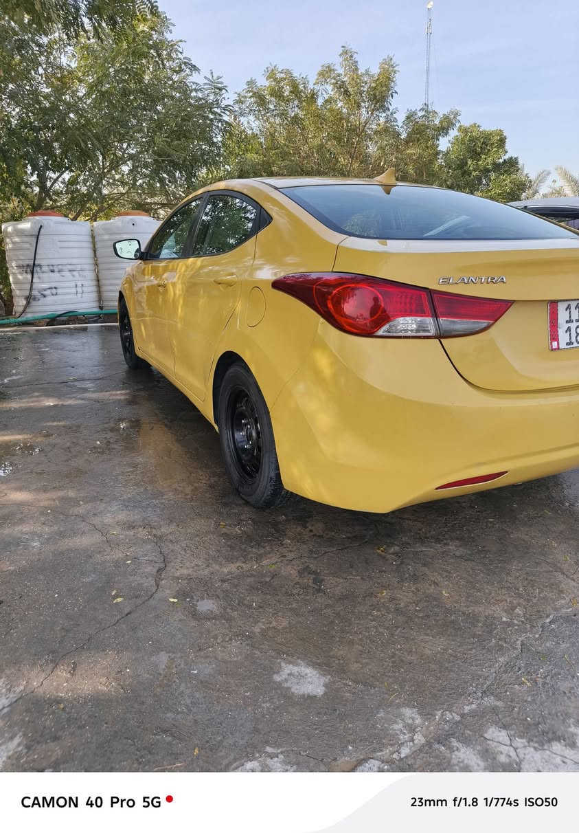 سلام عليكم النترا 2012 أمريكي بس بنيد والباقي ليبل واحد بدون دواخل جاهزه مكينه كير حداديه تبريد تخم تاير رقم بغداد بسمي هزه جديده ورقم جديد مصفره هيئه وغرامات مكاني كربلاء السعر 93 وبيها مجال ***********
