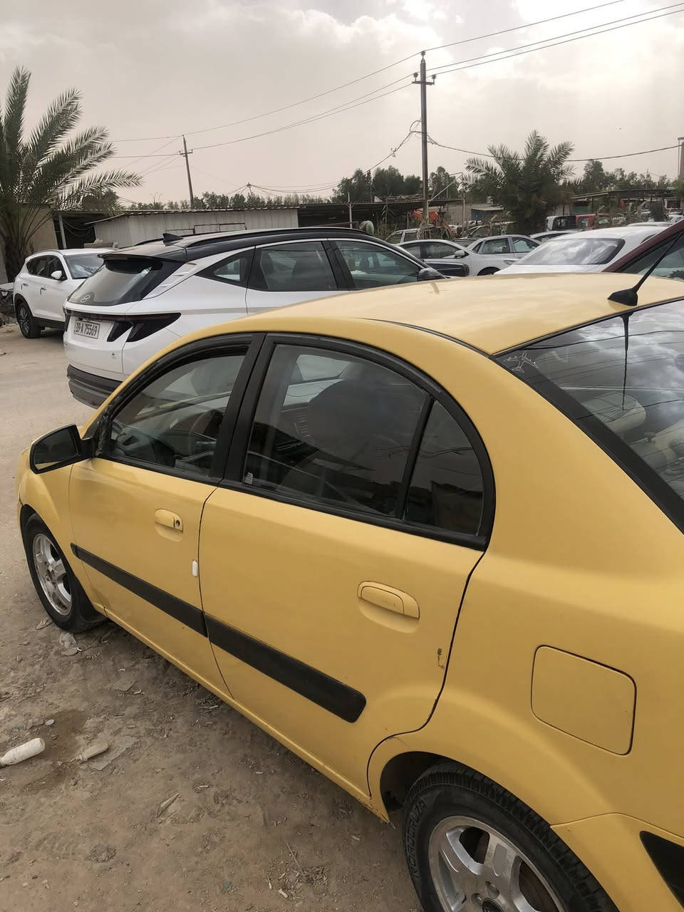 سلام عليكم ريو موديل ٢٠٠٨ وارد امريكي حادثها صفحه  مكينه جديده شديتها قبل ٣ اشهر والكير يرادله فقط كونترول السياره بأسمي وكامله مكانها كربلاء اتصل ع الرقم او الواتساب *********** .
