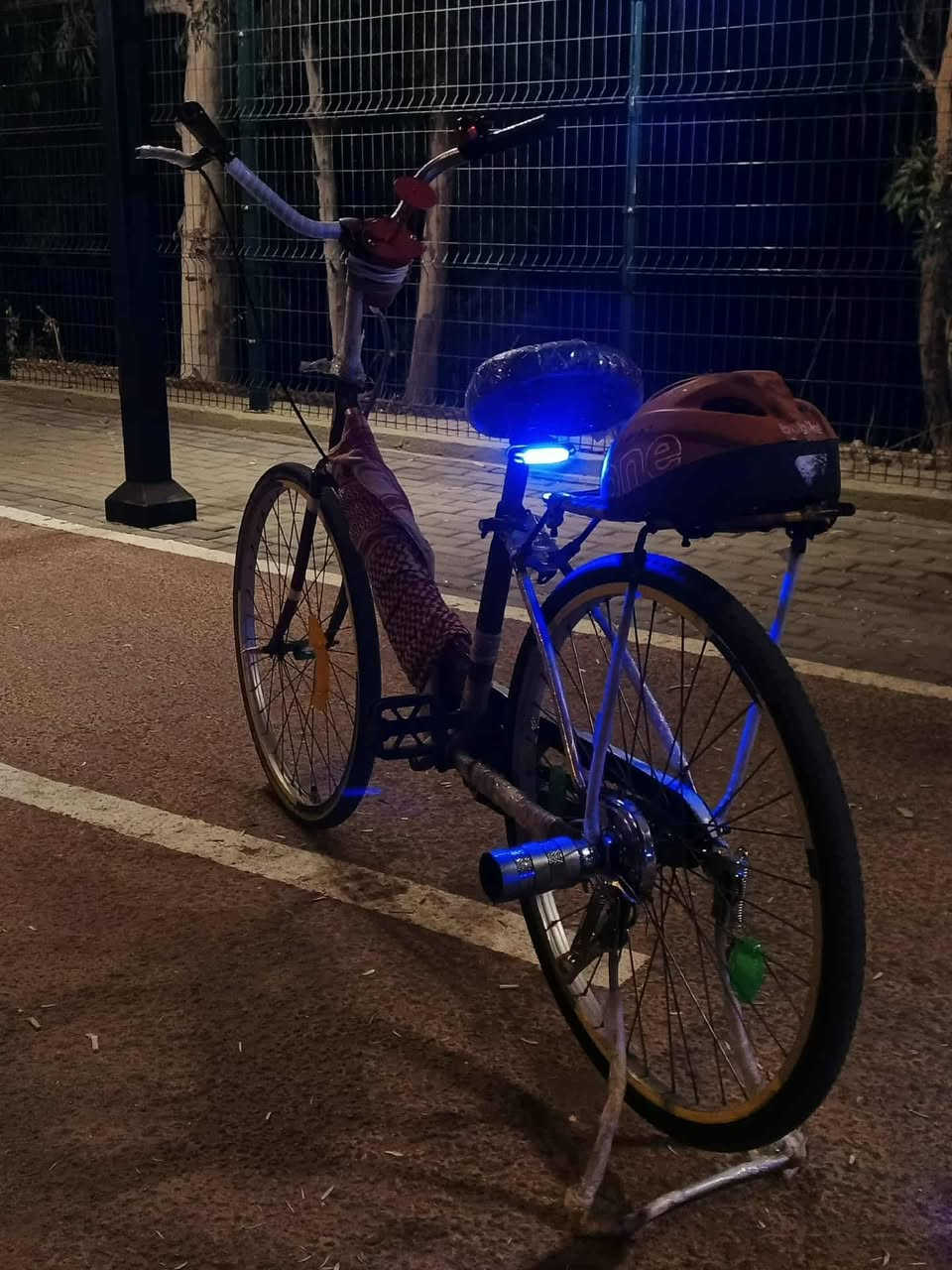 اسلام عليكم 
بايسكل عبد الحليم للبيع البايسكل فول نضافه كلشي ما يعوزو  حجم ٢٤ السعر ٧٠ الي مو شراي لا يراسل 
مديل ٢٠٢٤  
***********
