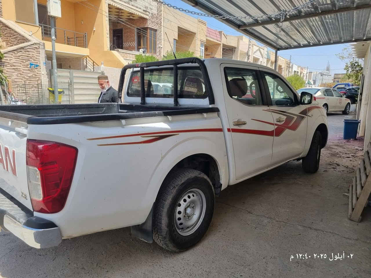 سلام عليكم للبيع نيسان نافارا موديل ٢٠١٧
محرك، ،گير، كل شرط  لا سرف ولا بخار 
بنيد جملغ سبغ 
بدون شاصي  شرط  سياره حلو ماشاء الله 
ماشي  ١٤٠ الف كيلو 
مكان اربيل  
سعر ١٢٥
***********
