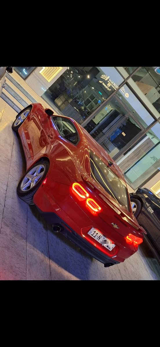 للبيع
كمارو 2020 RS لون احمر ناري السيارة اني مستوردها ع ايدي ومرقمة بغداد انكليزي باسمي صار 6 سنين استخدام جدا قليل مجودرها اغلب الاوقات حادثها فقط بنيد بدون دواخل محرك اربعه محرك وكير ع وضع الشركة ماشية 59 الف كليو للبيع الجاد يتصل ***********
