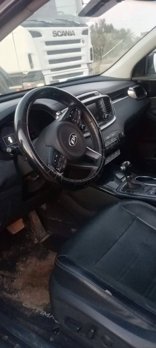 سلام عليكم للبيع سورنتو موديل ٢٠١٧ أمريكي  مكينه ٤ سلندر حادث جاملق او بنيد بدون دوخل سيارة حلوه وجديده رقم بغداد بسمي  شرط تحويل الاستفسار تصل ***********
