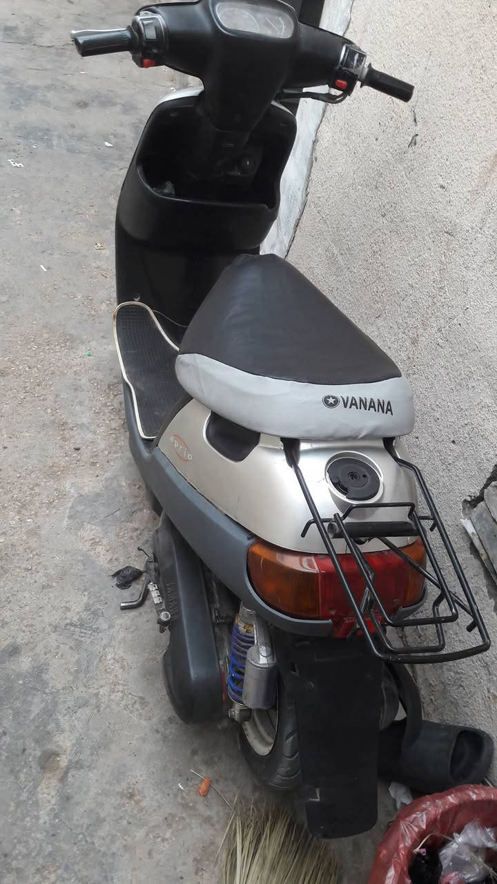 دراجه بطه نظيفه مكينه ناعمه وشرط شلعتهه كفر بلادي سلف هندر شغال مابيهه نقص مكانها امن الداخلي 
350 وبيها مجال 
***********
