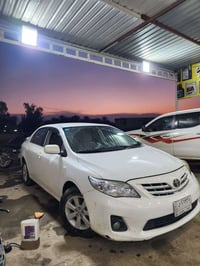 وبركاته كورلا 2011 خليجي شركه عامه   محرك 1800 جيد جدا   رقم بغداد مشر...