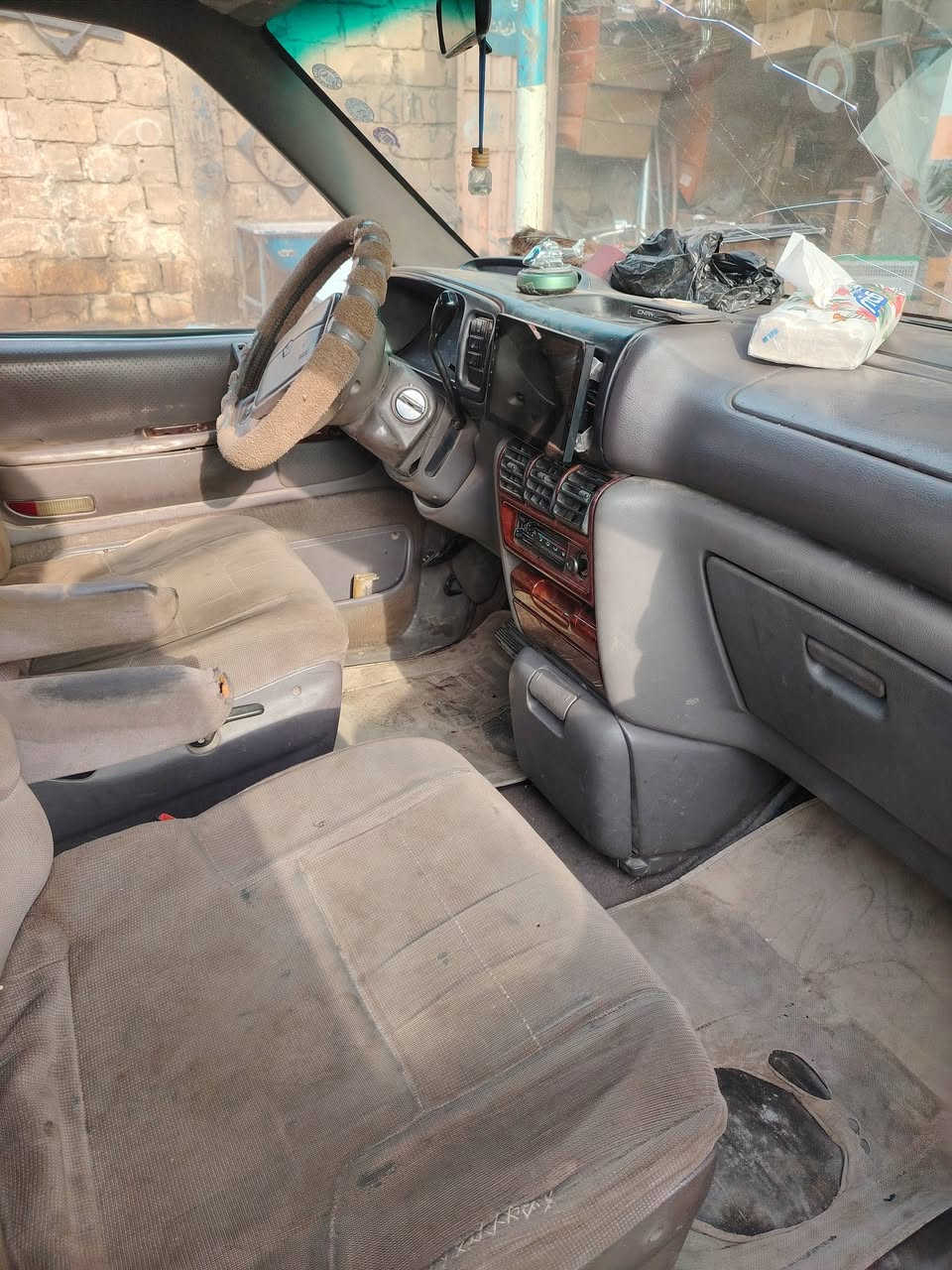 السلام عليكم اقراء المنشور اخي العزيز.. 🚗سياره دوج كلايزر موديل ٩٥ رقمها سليمانيه  سنويه ل ٢٠٢٧ راعيها يمي في كربلاء تفاصيل السياره بيها البور استيرن ينضح دهن وبيها رفسه بالكير من تحمه السياره او من تلزلم بريك تبريد شغال قطعه واحده امامي فقط تدفئه ملغيه ينرادلها ترتيب قليل  سعرها ٤٥ ورقه وبيها مجال قليل مكانها كربلاء الي يحب اهلا وسهلا..  رقم الهاتف ***********/
