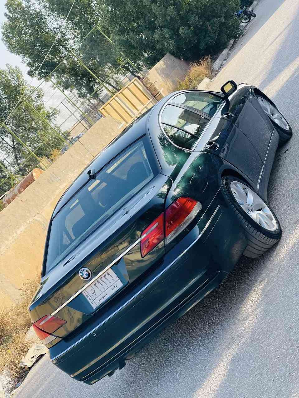 السلام عليكم للبيع أو المراوس
🚗 BMW E65 موديل 2002 محدثة بالكامل إلى 2008
📍 المكان: كربلاء – طويريج
📄 رقم بغداد – مداورة ثاني يوم
السيارة 735
بيها مكينة و كير وضفيرة كاملة مقفلة حجم (45)
الداينمو مي 
السيارة كلش حلوة ونظيفة
المواصفات:
مكينة وكير كلش نضيفات
بردة خلفية كهرباء
سلايت روف
سنتر
جام أوتو
تدفئة كشنات شغالة
جميع الحركات شغالة
كهربائياتها زينة
حدادية أمامية وخلفية تمام 
تخم تاير 19 تو سايز جدد 
الحالة:
مصبوغة عام جماليه فقط
بيها ضرر بالداير مال جاملغ الخلفي اليمين مرجعي نفسه بدون كص والباب الخلف السائق مبدل

النواقص : الطوافه عندي بيها خربطه 
سايد بريك مابي ماطور
خربطة بالبوابات مال التبريد (الدفئة شغالة وما بيها أي مشكلة)
💰 السعر: 100 وبيها مجال
📸 الصور جديدة
👤 الشراي يتصل ويجي يشوف، وبيه خير ويتدلل بالخدمة
📞 للاستفسار الاتصال 
*********** 
***********
